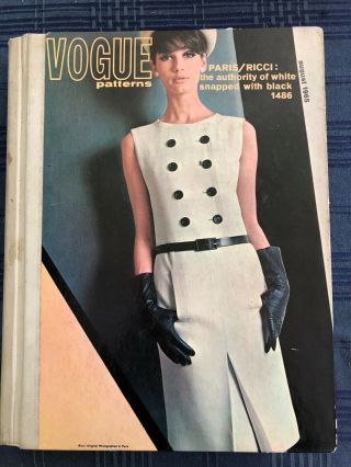 Vintage Vogue Pattern Counter Book August 1965