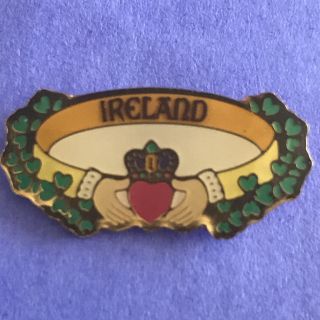 Ireland Lapel Pin - Hearts,  Crown