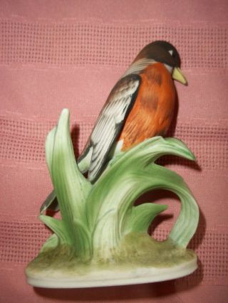 Vintage Lefton Porcelain Red Robin Figurine & 2 Robin Bird Clip On Ornaments 7