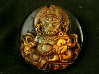 Special Pure Tibetan Agate Dzi Hand Carved Yellow Kubera W/1eyed Pendant J184