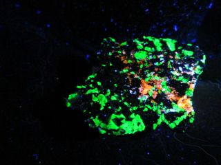 Fluorescent Sphalerite Franklinite Crystals Mineral Rock Sterling Hill C34