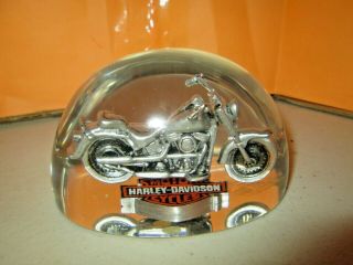 2005 Hallmark Harley Davidson Lucite Paperweight W/pewter Fatboy Inside