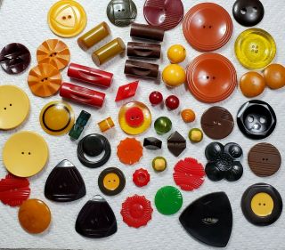 Vintage Bakelite Buttons/toggles,  Shapes