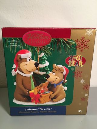 Yogi Bear & Boo - Boo Christmas " Pic - A - Nic " Heirloom Ornament (carlton Cards) 95