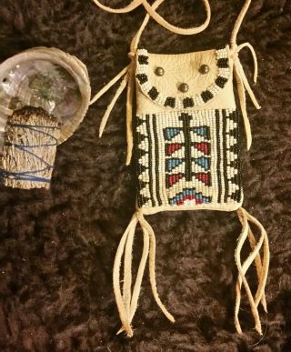 Beaded Medicine Bag Mountain Man Rendezvous Strike - A - Lite Pouch Dragonfly