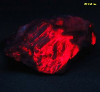 Bb: Eucryptite - Bright Red Fl From Foote Mine,  North Carolina