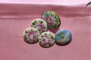 5 Vintage HAND PAINTED CHINA porcelain BUTTONS - all with flowers (51) 2