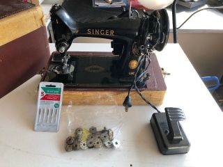 Vintage Singer 99k Portable Sewing Machine W/case,  Pedal And