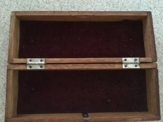 Vintage Oak Wheeler & Wilson Sewing Machine Wooden Box with a push button open 5