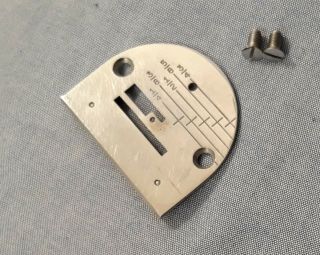 Singer 301a 221 Sewing Machine Needle Graduated Throat Plate & Screws 2