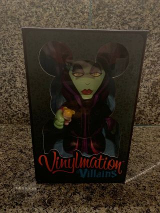 Disney Vinylmation 9/1.  5 " Villains 1 Maleficent Princess Aurora Toy Figure Set