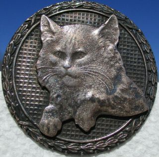 1940s French White " Persian Cat " Lg 1 5/8 " Vintage Antique Metal Picture Button
