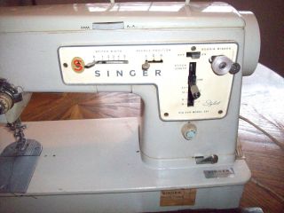 Rare Vintage Singer Zig - Zag Model 457 Stylist Electric Sewing Machine From1969
