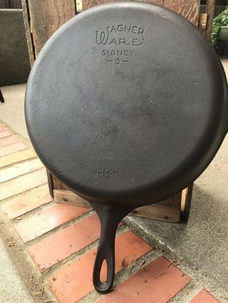 Antique Wagner Ware Cast Iron Skillet No.  10 1060a