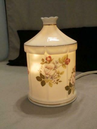 Vintage Irice Porcelain Perfume Lamp Night Light White & Pink Roses 5 1/4 " Japan