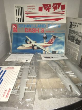 Hobby Craft Dehavilland Dhc - 8 Dash 8 Model Plane Open Box