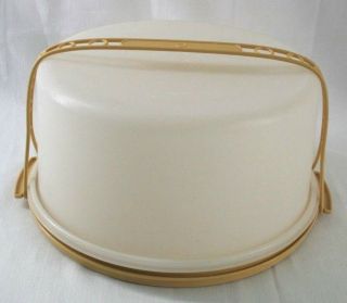 Tupperware Vintage Round 10” Cake Carrier With Harvest Gold Handle 12 " Diameter