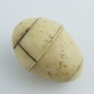 Rare Carved Mutton Bone Prisoner Of War Work Egg Thimble Holder,  Circa 1800