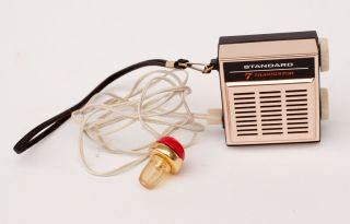 Vintage Standard 7 Transistor Portable Mini Radio Model Sr G433 W/ Earbud
