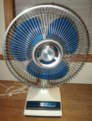 Vintage Lasko 12 " 3 Speed Oscillating Fan Blue Blade Great