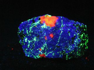 Fluorescent mineral rock Hardystonite Willemite Calcite 3 Color Franklin C44 5