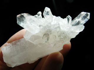 A Small And 100 Natural Aaa Quartz Crystal Cluster From Brazil 93.  3gr E