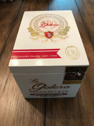 La Galera Connecticut Wood Cigar Box - Empty - White