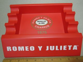 Romeo Y Julieta Medallas De Oro Cigarros 6 Slot Ashtray Smoking Red 9.  5 X 7.  5