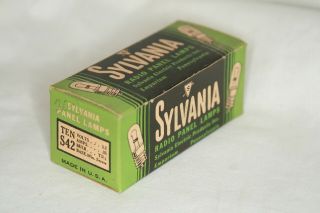 Nos Box Of 10 Sylvania 42 Light Bulbs Vintage Miniature Radio Panel Lamps
