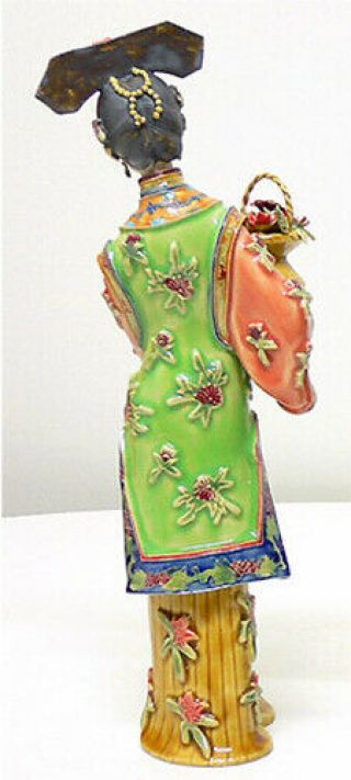Traditional Chinese Lady - Shiwan Chinese Ceramic Lady Figurine 4