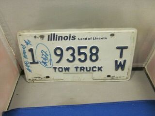 Illinois Tow Truck License Plate 9358 Expired Over 3 Years