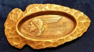 1920s - 1930s Gm Pontiac Chief Of The Sixes Copper Arrowhead Ashtray Indian Head
