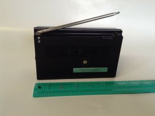 Vintage RCA Transistor Radio RGM29E AM/FM Battery Operated Compact Nine 9 2