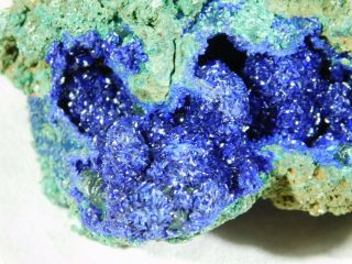A 100 Natural Deep Blue AZURITE Crystal Cluster On Malachite 112gr 3