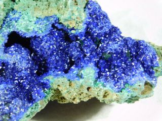 A 100 Natural Deep Blue AZURITE Crystal Cluster On Malachite 112gr 4