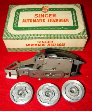 Vintage Boxed 1954 Singer Sewing Machine Automatic Zigzagger,  Stitch Patterns 3