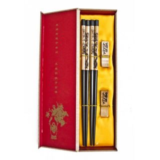 Chinese Wooden Chopsticks Gift Set With Pictures Of Double Dragons