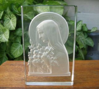 Verlys French Art Glass Madonna Blessed Mother Virgin Mary Intaglio Sculpture