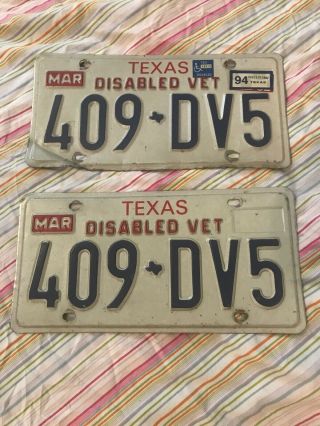 1990’s Texas Disabled Vet License Plate 409 - Dv5 Pair Red Letters