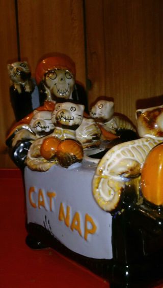 Halloween Boney Bunch 2016 Cat Nap Lady Tea Light Retired Skeleton Yankee Candle