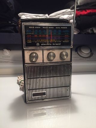 Vintage Electro Brand Solid State Transistor Radio Eb - 2100