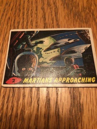1962 Topps Bubbles Mars Attacks Card 2 Martians Approaching 4
