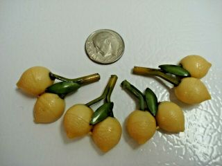 4 Vintage Bakelite/catalin Figural Lemon Buttons - Jewelry Charms - Hard To Find