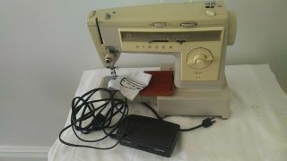Vintage Singer Stylist 533 Sewing Machine With Runs Smooth (m40c)