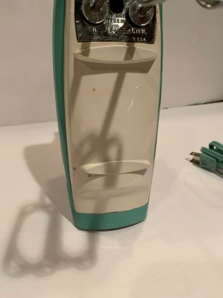 Vintage General Electric GE Turquoise Hand Held Mixer 8