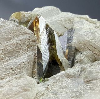 198 Grams Wow Dazzling Sphene Titanite On Calcite Crystal Specimen From Pak