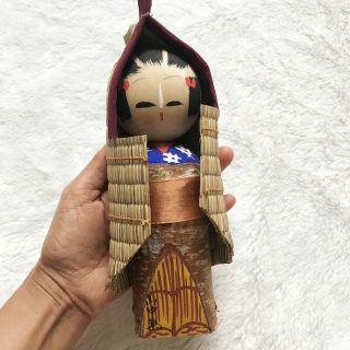 Vintage Japanese Wooden Natural Bark Carved Girl Doll Snow Kokeshi Yukinko Rare