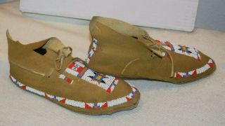Northern Plains Crow Indian Native American Beaded Moccasins Parfleche Sole 5