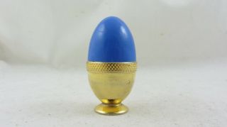 Sewing Egg Cup Etui Thread Thimble Plastic and brass 2