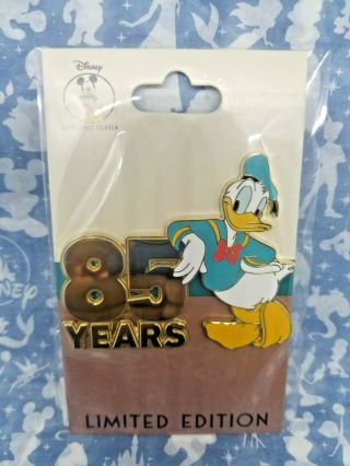 Dec Disney Donald Duck 85th Anniversary Cast Member Pin Le150